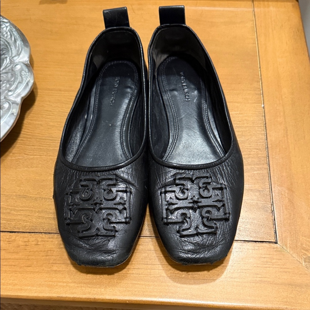 Tory Burch Black Comfy Everyday Leather Flats